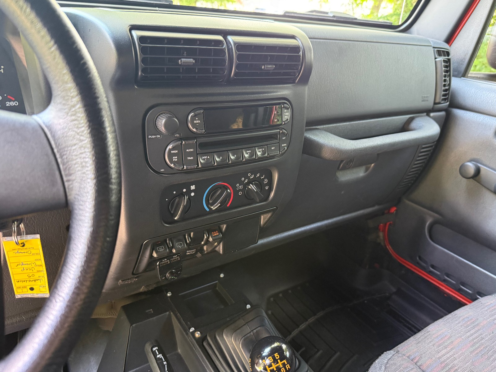 2005 Jeep Wrangler 2033