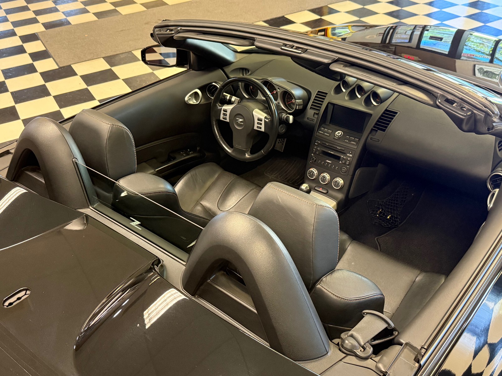 2007 Nissan 350z  2071
