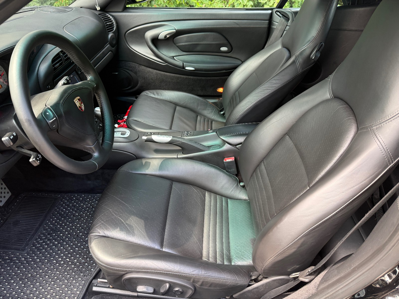 2004 Porsche  911 Turbo  2083