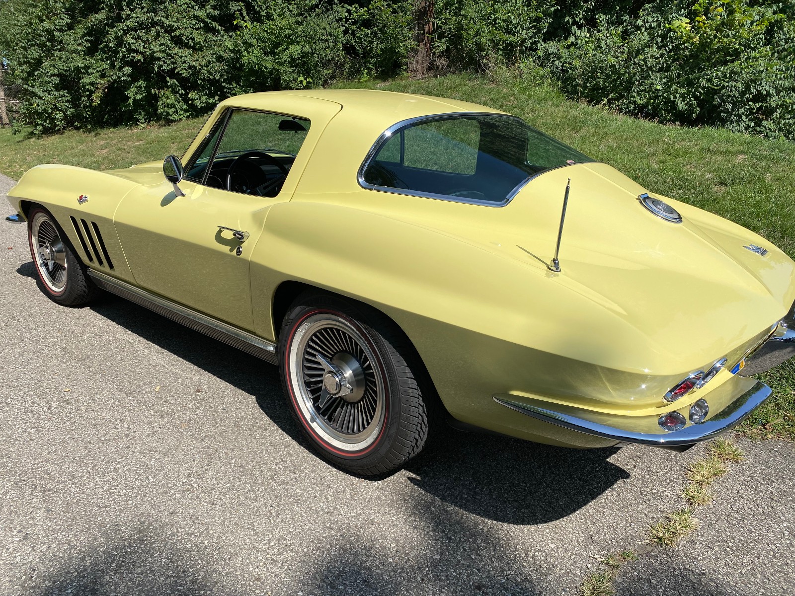 1966 Chevrolet  Corvette  900