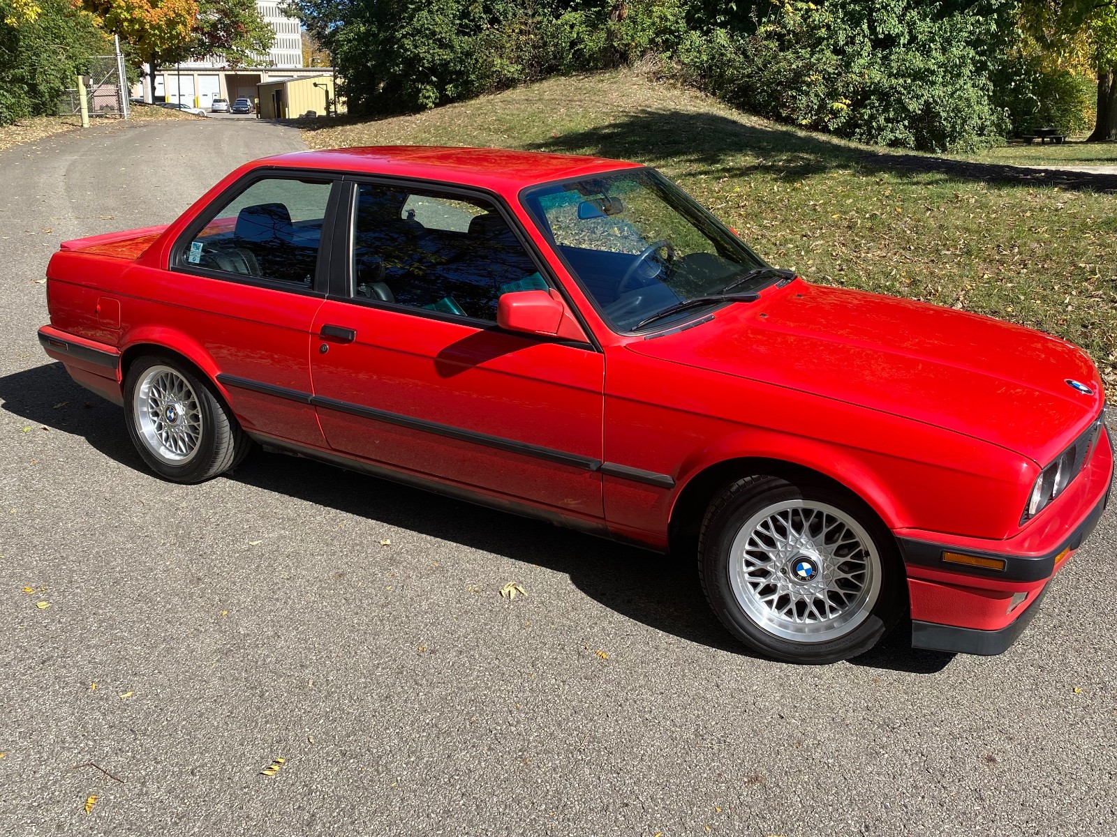 1991 BMW 318is