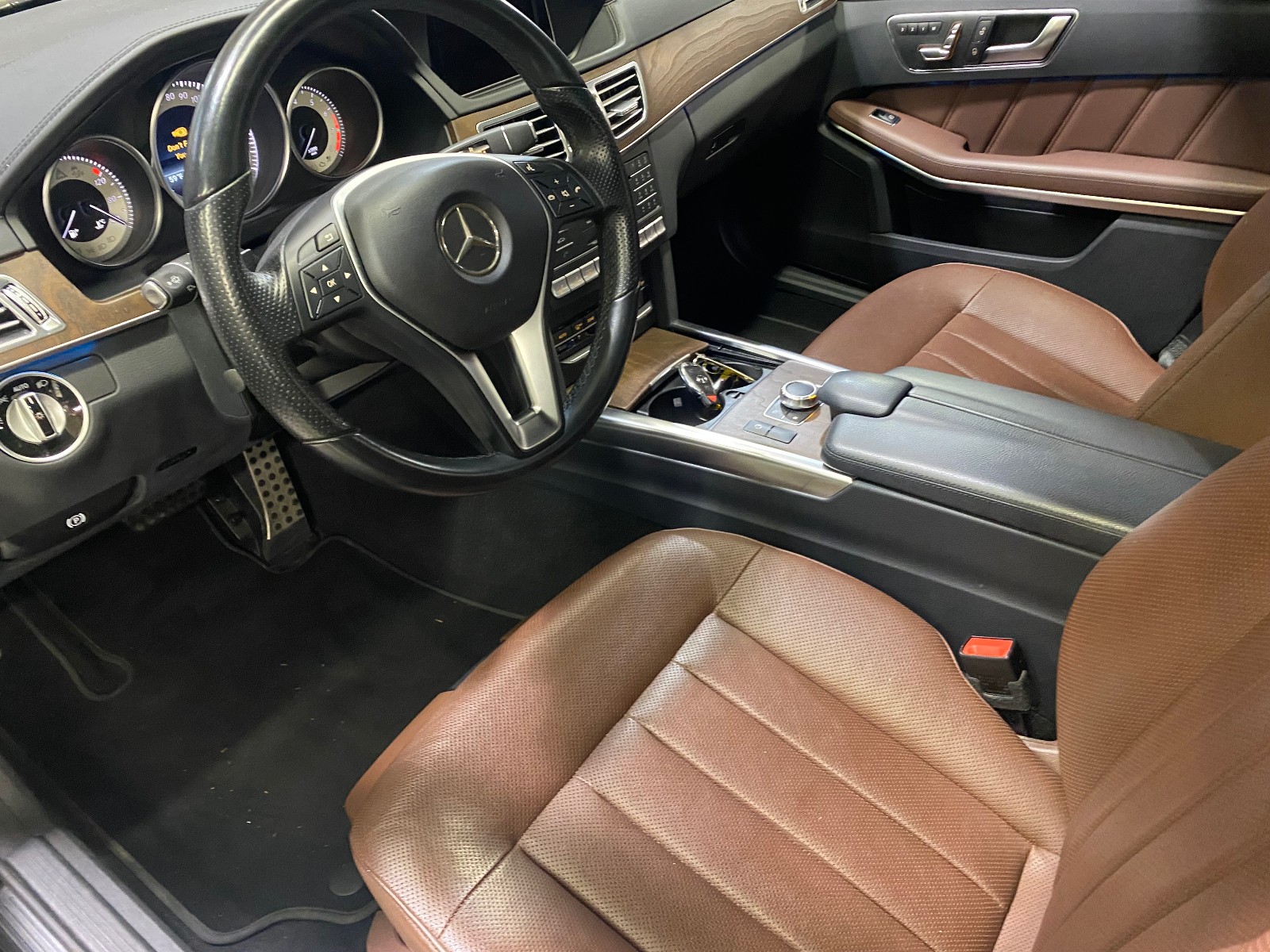 2016 Mercedes Benz E400 1253