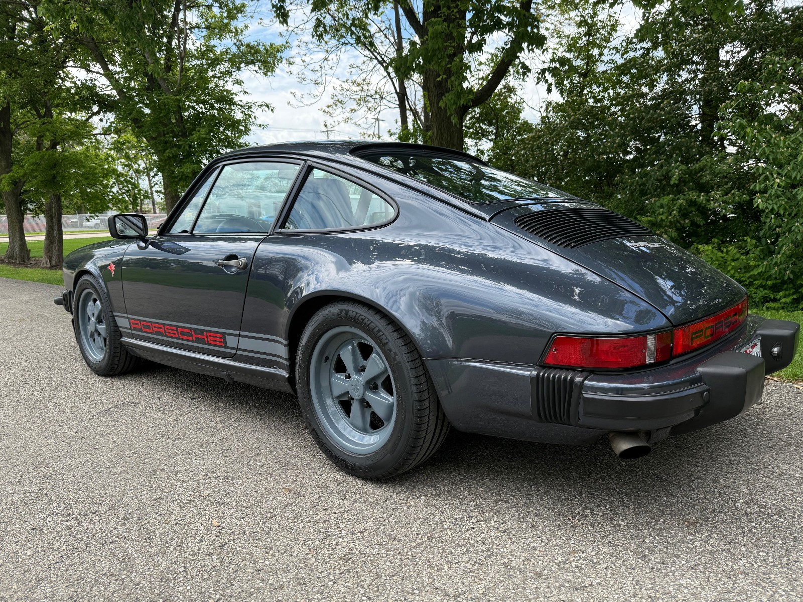 1981 Porsche 911 SC 1396