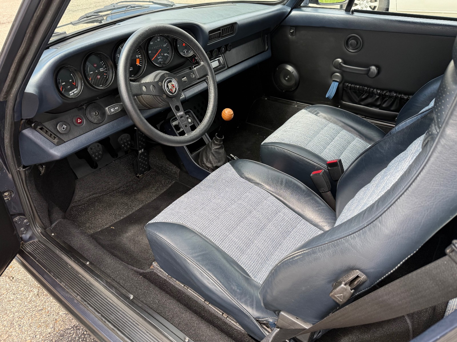 1981 Porsche 911 SC 1412