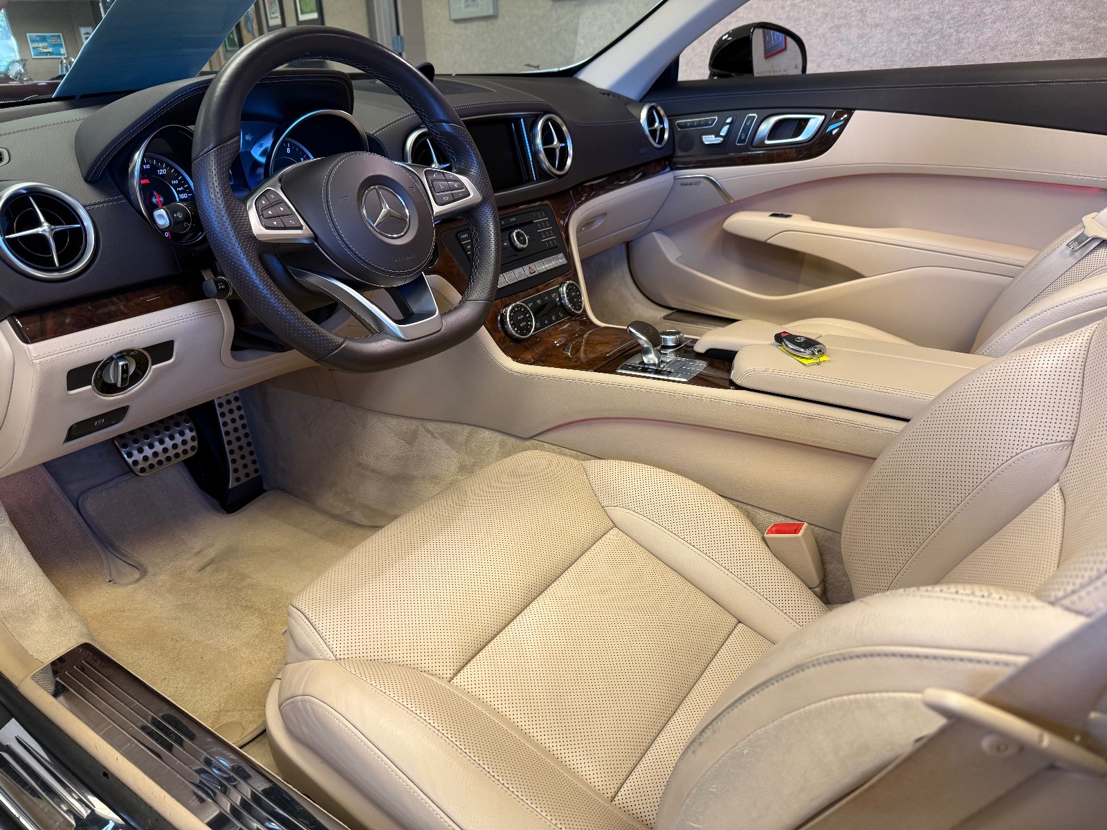 2020 Mercedes Benz SL 450 1683