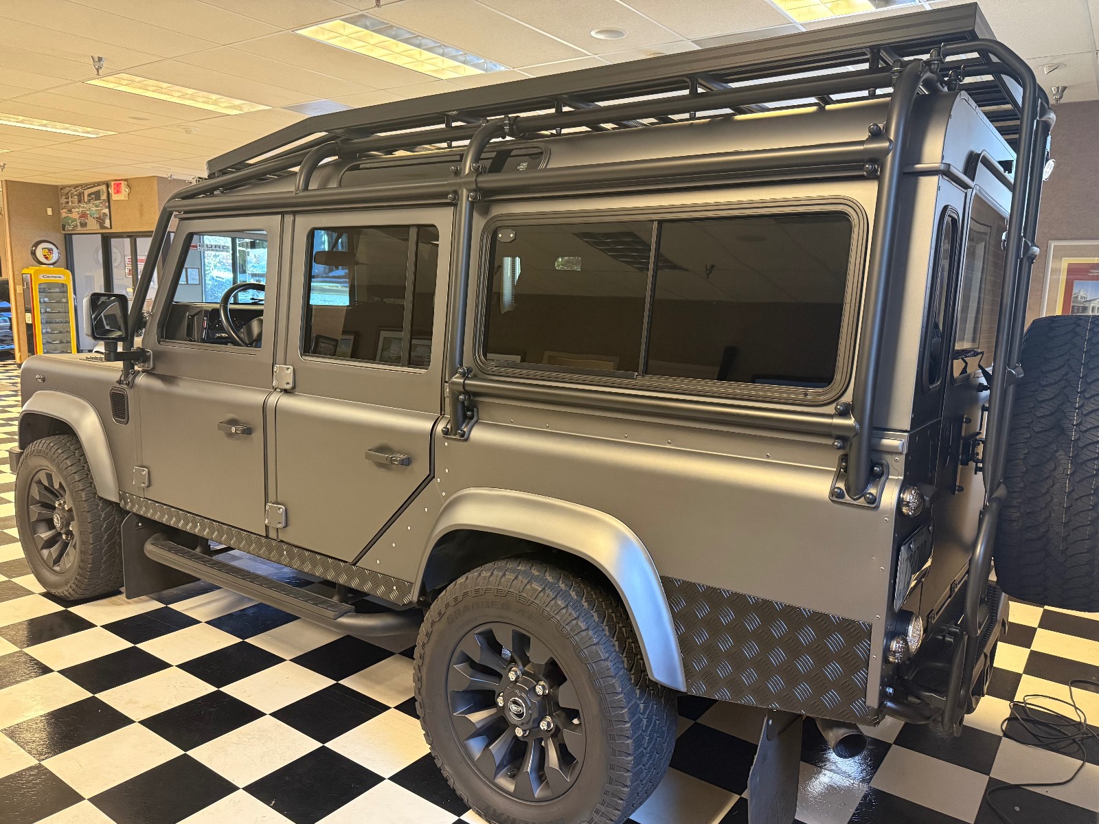 1988 Land Rover Defender 110 1717