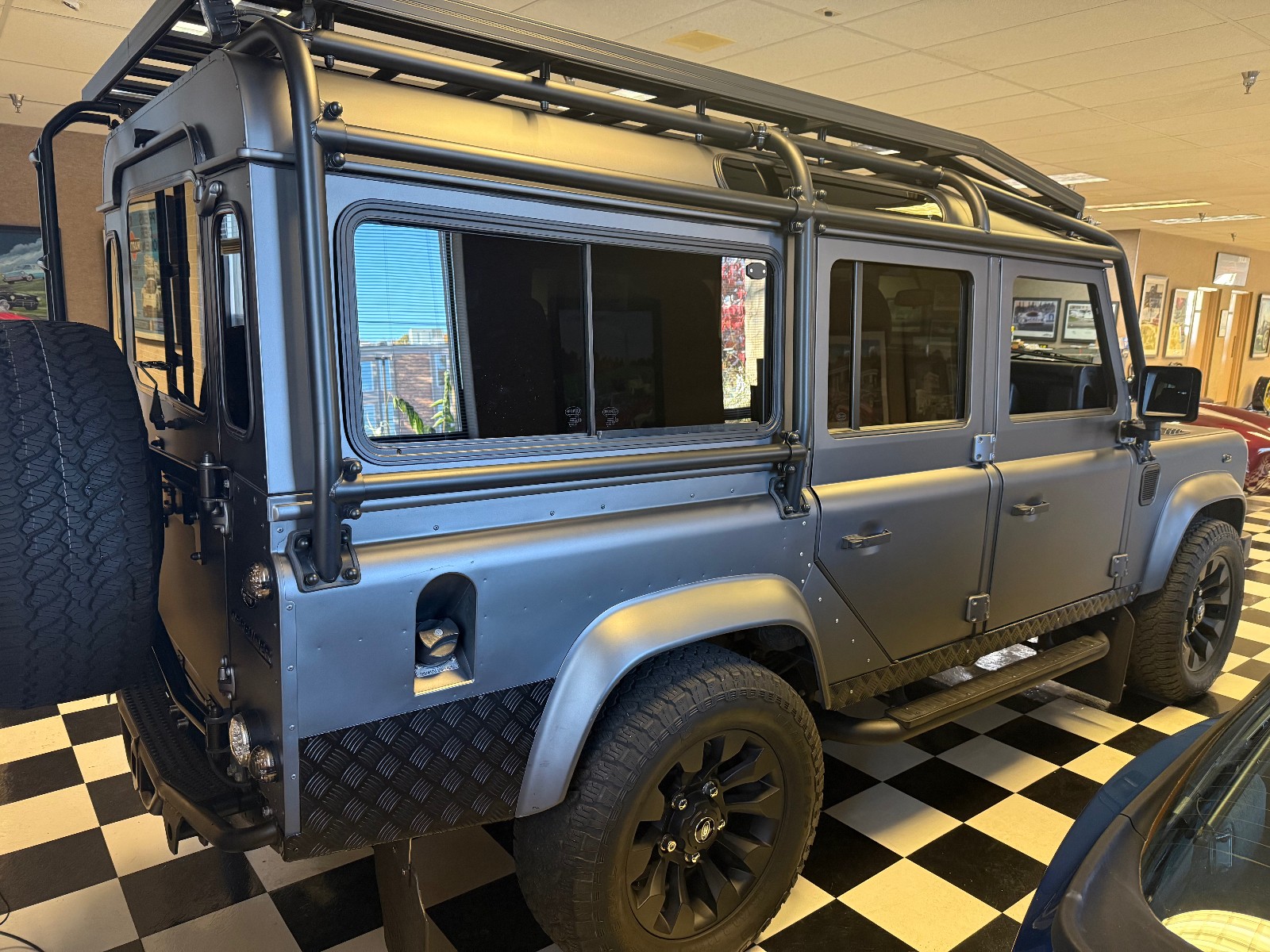 1988 Land Rover Defender 110 1716