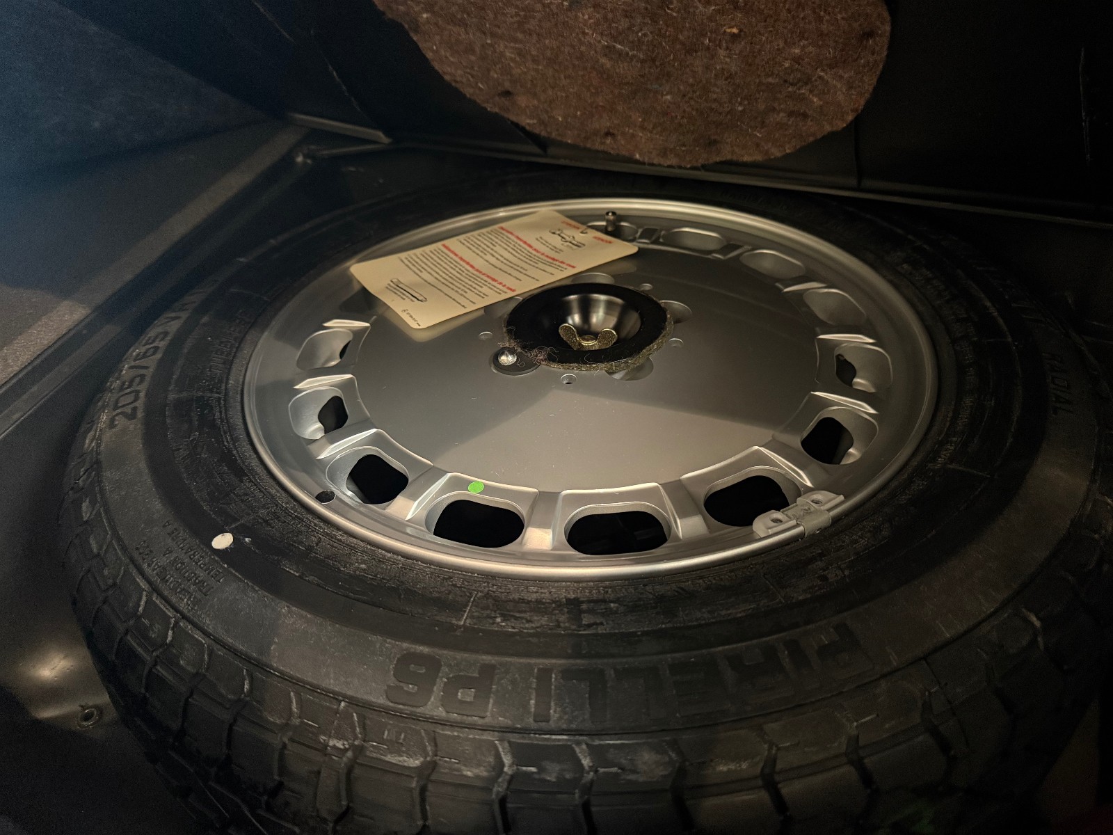 1989 Mercedes Benz 560SL 1739