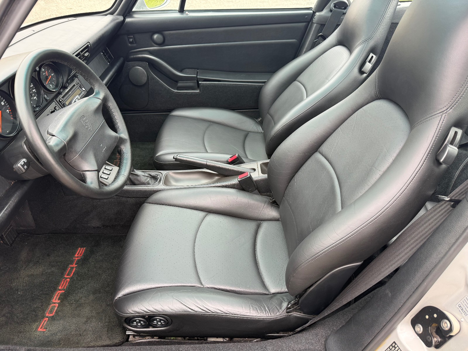 1997 Porsche 911  1906