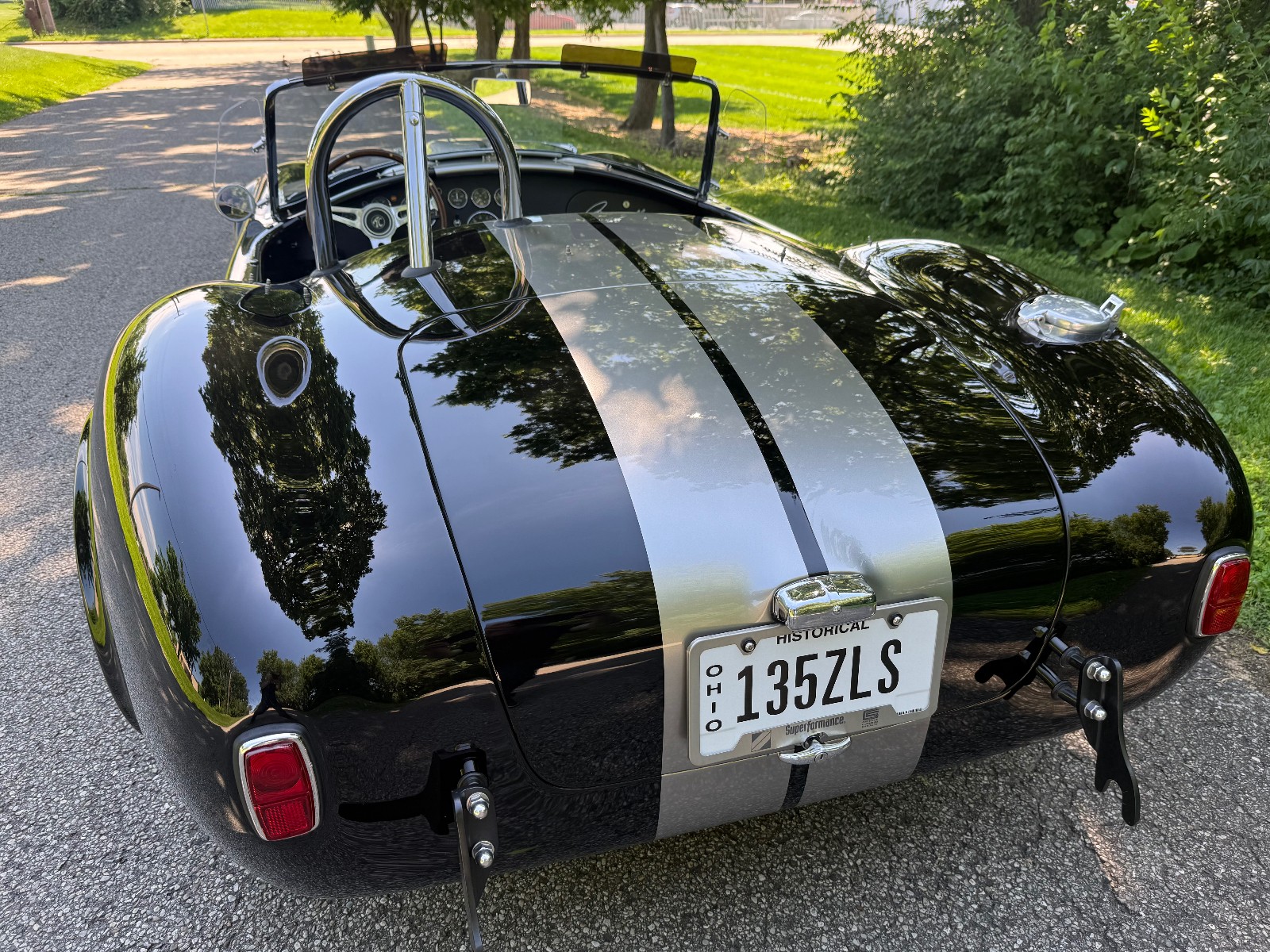 2005 Superformance MKIII Cobra 1943